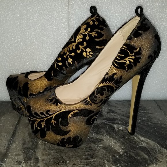 Exotic styling Paper Fox Platform Stiletto Pumps - Picture 10 of 10